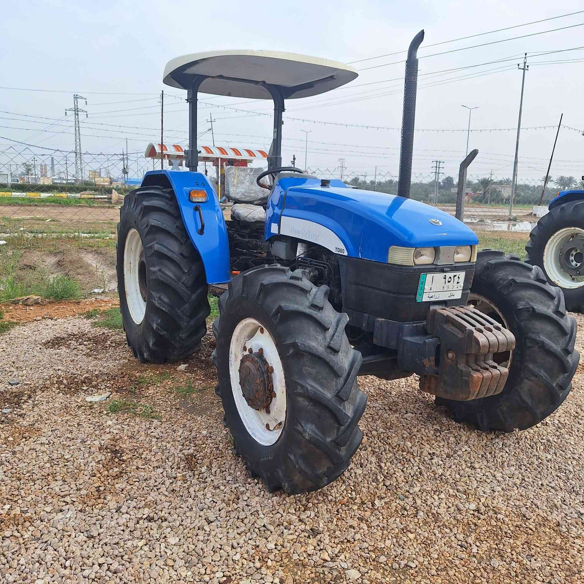 نيوهولند موديل ٢٠١٢ رقم وسنويه بابل حره تحويل مكفوله اي نقص مابيه / المكان / بابل الكفل
للاستفسار/***********
