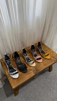 قطعتين • طقم • ملابس