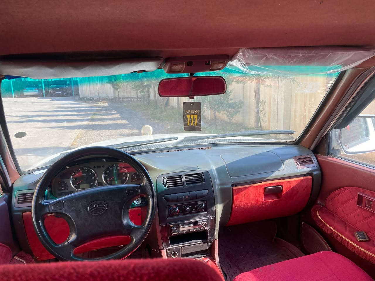 دير مؤديل ٢٠٠٧مه نه فيست ئه صلى گير مه كينه به شه رت سعرى ٣٥گه لا شوين چوارقورنه ژماره ى موبايل ***********  /***********
