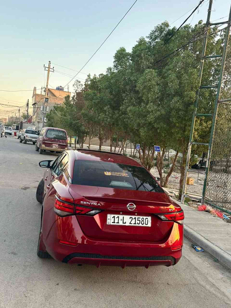 نيسان سنترا 2022 
بيها 3 قطع صبغ وحادثها موضح بالصور 
فول مواصفات 
السعر 135 وبيها مجال 
كشنات جلد لونين 
كشن كهرباء 
كشن + ستيرن هيتر 
فتحة سقف 
رادار امامي 
رادار جانبي 
رادار خلفي 
انارة داخلية بلادي تغيير الوان 
مكان السيارة بغداد 
مكلف بالنشر 
الاتصال بالرقم ***********
