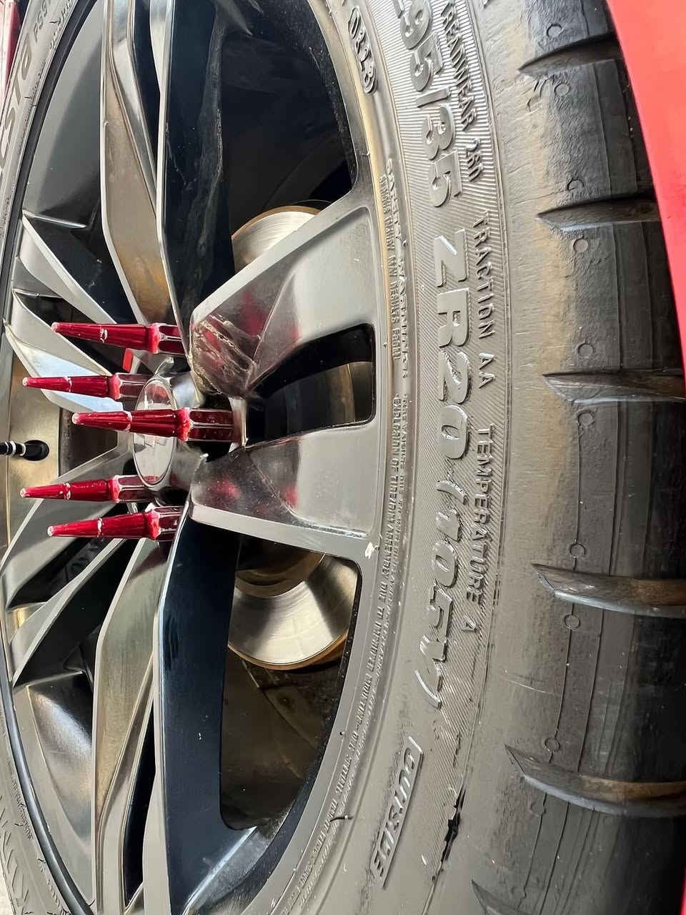 سعر السياره ١١٩ ورقه قفل
بيع بدون مراوس
كمارو ١٨ 
٦ سلندر 
بونيد zl1 كاربون فايبر 
دعاميه خلفي كورفت 
اكزوز كورسا تحكم ريمونت صوته كلش حلو ومميز 
سبايدر وكفرات مري وسكوبات جانبيه كلهه كاربون
السياره كلش نظيفه 
لون احمر مميز  ..
تشغيل عن بعد 
كراسي كهرباء
تحكمات ستيرن 
شاشه اعطال 
تبريد ثلج 
صدر امامي خلفي نظيف 
سستم صوت 
شفتات سرعه 
شاشه مع كامره
ويل ٢٠
بجم زنون 
السياره كلش مميزه 
مكان السياره بغداد الجديده 

***********واتساب
اذا مجاوبتك دزلي رساله عالواتساب 
واني الممنون 🌹
