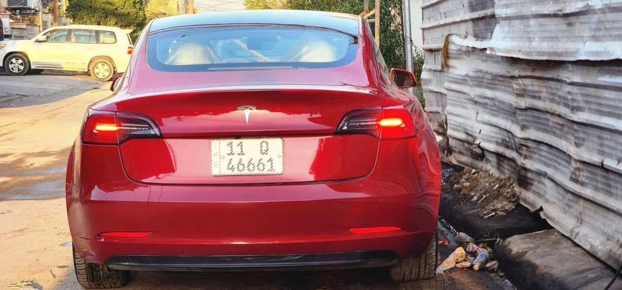 السلام عليكم
تسلا 3 موديل 2023 
تك ماطور 
اللون احمر داخل ابيض 
السعر 18.000$ بي مجال 
بيع او مراوس حسب نوع السياره 
السياره كامله بدون نقص 
صدر مبدل جديد 
للاتصال ***********
يتوفر واتساب
