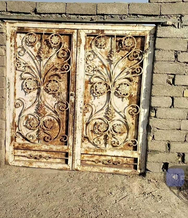 سلام عليكم، يتوفر بيت مساحه 200م،  يحتوي ع غرفتين نوم، مطبخ، صحيات، طارمه، استقبال عوزها ضلع وصقف، 

العنوان:- المنصورية- شارع مركز الصحي.. 

رقم التواصل:-    *********** وات ساب.. 

سعر 7 مليــون وبي مجال بسيط...
