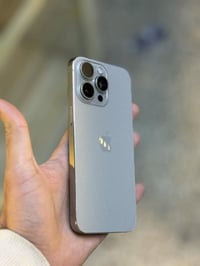 ً ايفون 15 برو ماكس  ذاكرة 256  بطارية 89🔋 دبل سيمكرت ✌️ جهاز مستبدل ش...