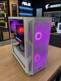 RTX 3070 • رايزن 7 5700X • ١ تيرابايت SSD