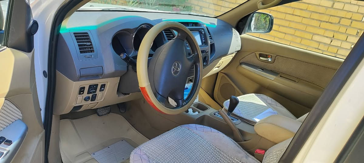 فورجنر 2009 بدون صبغ فقط البلاستك محرك 2700 بلادي السعر 169$ ، المسيب ***********
