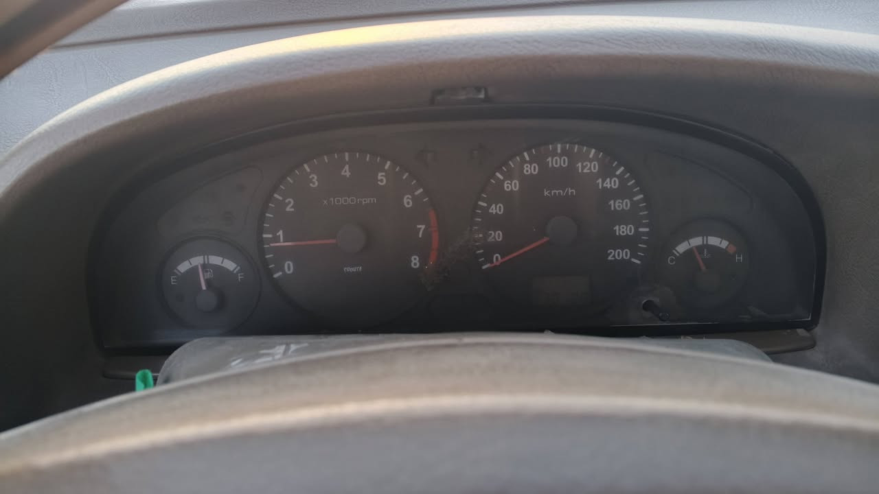 بيجو 405 رقم نكليزي بسمي البيع
السعر 35 وبيه مجال قليل المكان ديوانيه موديل 2015 رقمي ***********

