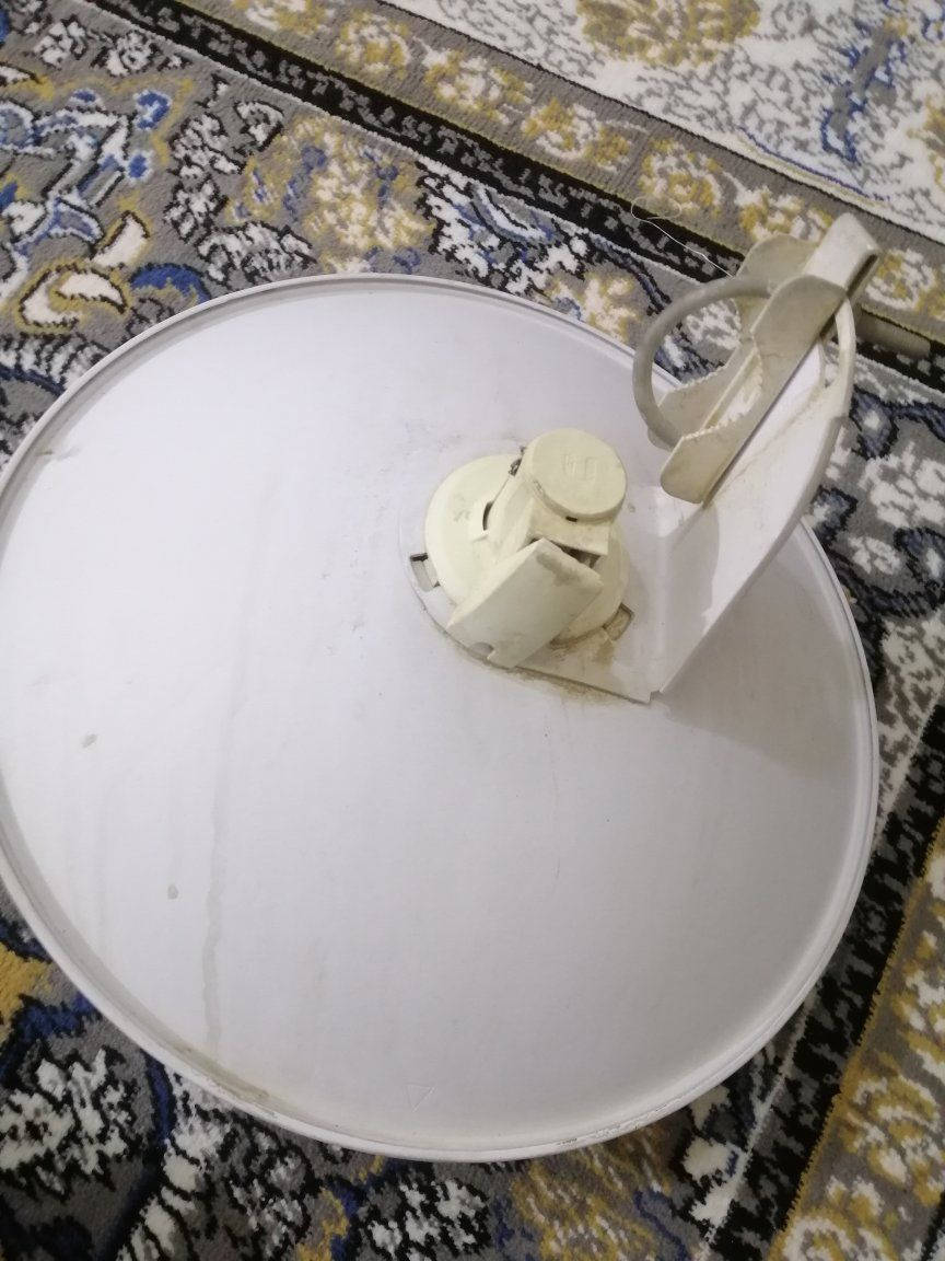 صحن بور بيم للبيع السعر 50.الف 
المكان القادسية قرب محطة بانزين القادسية 
***********
