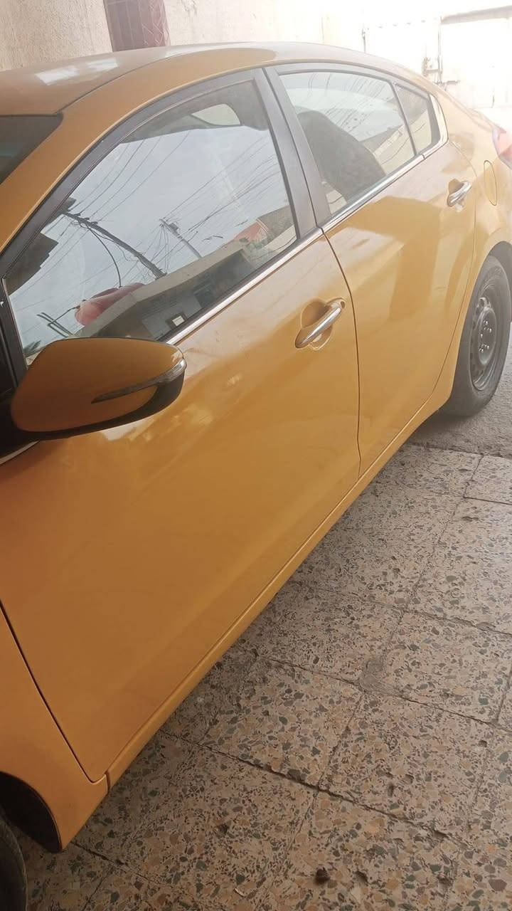 سلام عليكم للبيع فورتي ٢٠١٤ وارد امريكي رقم بغداد بسمي مواصفات مري شفط اشاير بلمري مكينه ١٨٠٠ رقم جديد هزه جديده السونر مرفق مكان سياره بغداد مدينه الصدر الاورفلي سعر ١٠٠ وبيهه مجال تصال عل رقم فقط ***********
