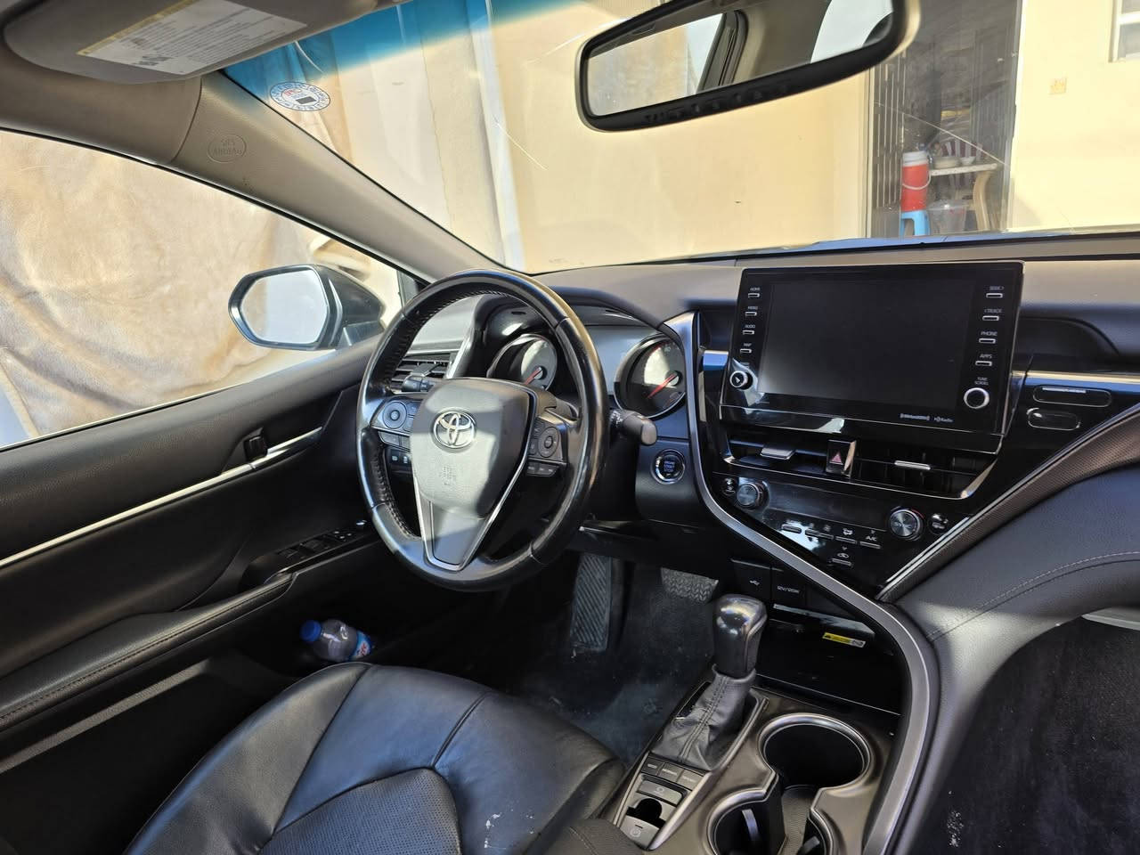 كامري وارد اميركي xse 2022
السلام عليكم  .. كامري فول مواصفات ما عدا البانوراما للإستفسار ***********
