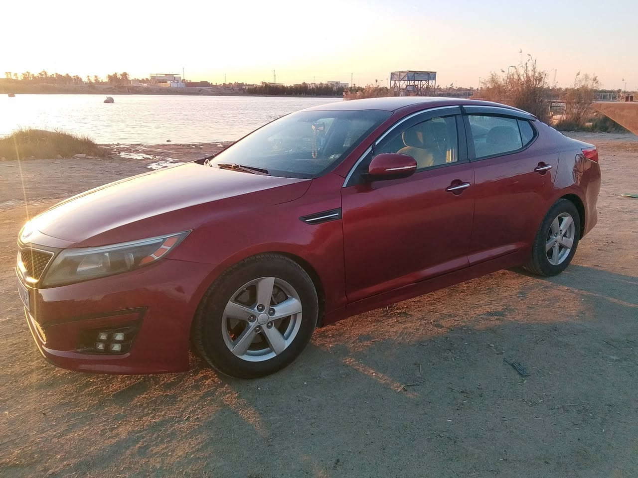 السلام عليكم
اوبتيما 2015 أمريكي كير محرك و شاصي مكفولات
بيها جاملغين و ثلاث بيبان صبغ 
سنويه بأسمي ل28
السعر 110 وبيها مجال
مكان بصره قضاء المدينة 
***********
