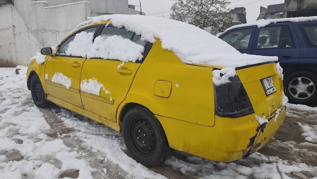 شێری تەکسی 2011
سەنەوی پلاستیک اصلی 
بەشەرتی ئەوەلیات 
گێڕ و مەکینە کامری بەشەرت
هەموو شتێکی بەشەرتە 
سەیارەکە خاوێنە و بێ کێشەیە 
ماڵی فەقیرە و دەتوانی بۆخۆت کاری تەکسی پێ بکەیت
لە هەولێرم گۆڕینەوەش دەکەم 
موشتەری تێل بکە لەخزمەتم 
*********** أربيل, العراق
