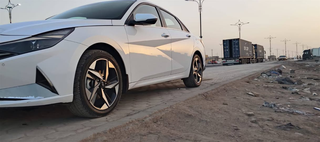 سلام عليكم حبايب الانتره خليجي موديل 2021 ربيل سنويه منتهيه رقم قديم سياره فول موصافات مكينه الفين دوش 
مكفاله عامه من صبغ بيهه قل شبر بارد كلش قليل مكاني البصره 
السعر 158 وبيه مجال لشراي اتصال ع رقم 
***********
