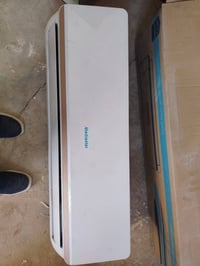 قطعة خارجية • طن ونص • نظيفة