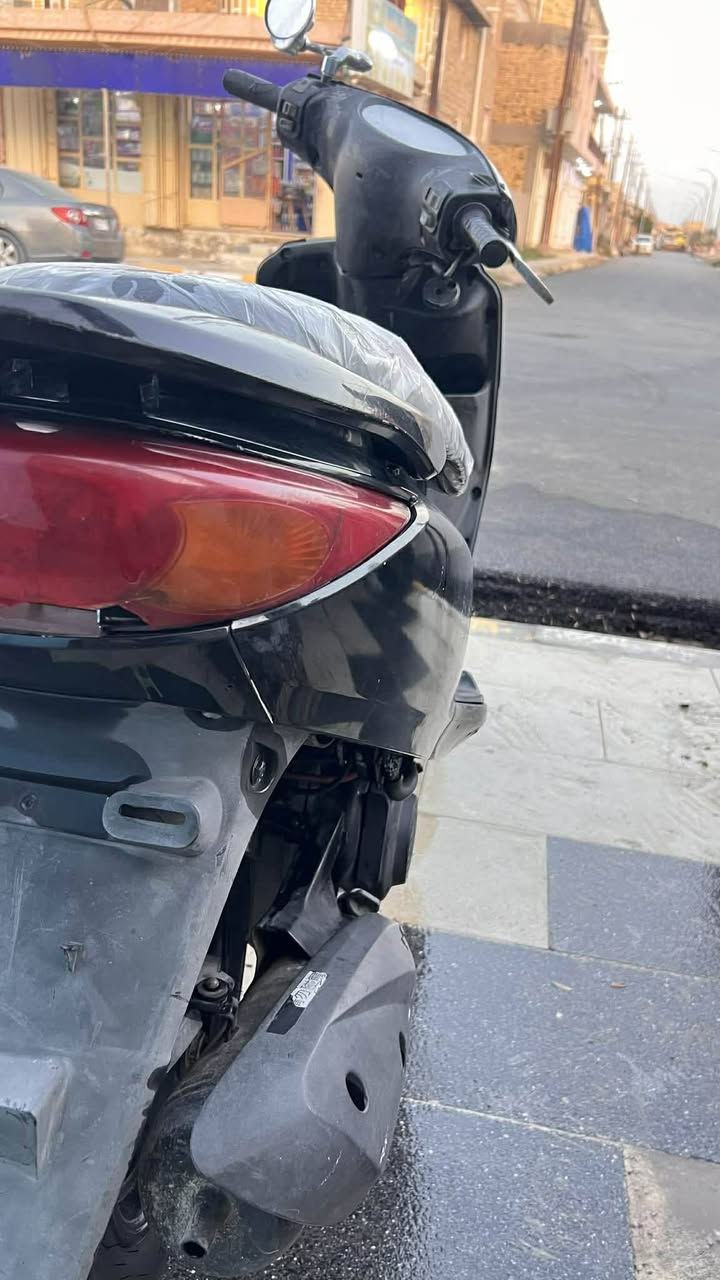 السلام عليكم دراجه بريس للبيع او مراوس بكامكو كابريتر نضيفه كلش  مكفول كفاله عامه درجه ما عوزله اي شي نكره سلف هندر مكينه ناعمه وحلوه كهربياته شغال مكاني رفاعي شراي يجي خاص أو  يتصل 
 ***********
او مراسلت صفحه حسن فليح  
تحياتي الجميع
