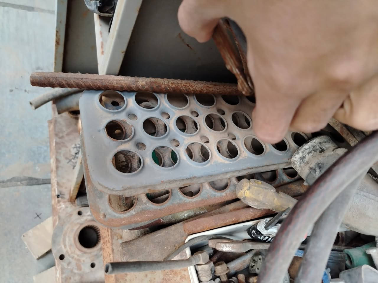 لبيع عراض الاستفسار على الرقم ***********
