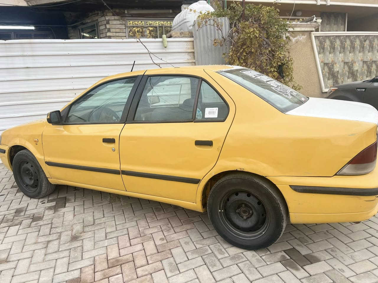 للبيع موديل12 مكينة فرنسي صدر جديد فقط البنيد مبدل وطاير على القمارة ومابيها اي ضربة قوية سيارة جاهزة  المكان بغداد الرقم ***********
