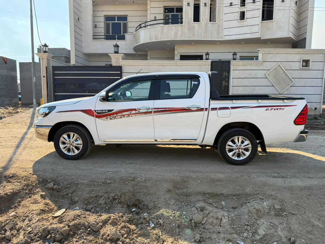 للبيع تيوتا هايلوكس ناصي واتماتيك 2025
فول مواصفات تبريد امامي وخلفي وكشانت ومثبت سرعه شاحنة الا سلكي مكفوله كفاله عامه رقم اربيل تريد وكاله تريد تحويل ماشيه 15 الف عنوان واسط الزبيديه
السياره جديده مكفوله كفاله عامه 
***********
