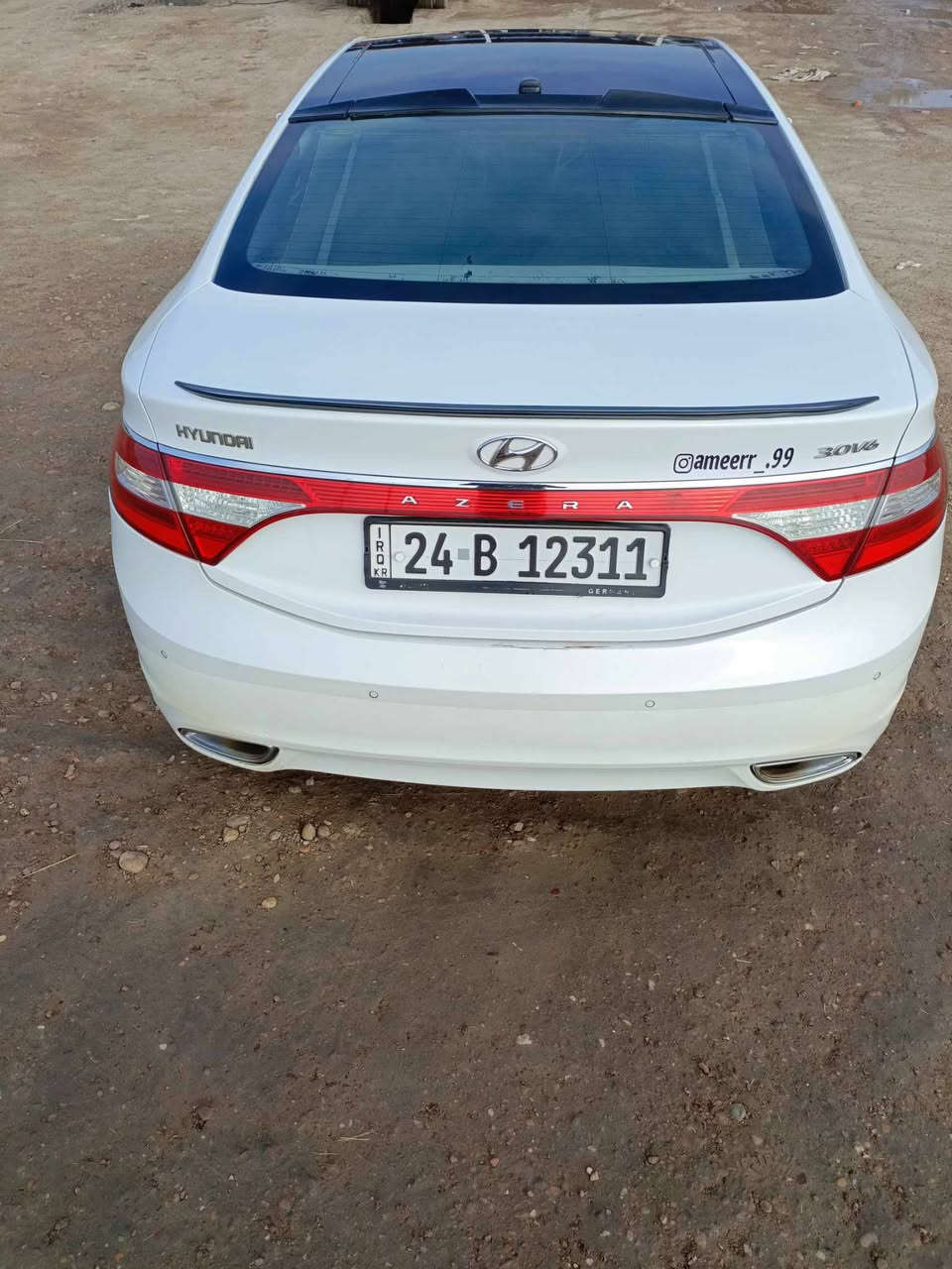 بغداد
سلام عليكم ورحمة الله وبركاته 

للبيع ازيرا 2013 خليجي رقم دهوك فول فول  موصفات واحد على واحد ماناقصها اي شي  صور حادث مرفق بصوره. وبيها ضربه بالبنيد حك شبر مصبوغ تريد تحويل تريد وكاله  مكان سياره بغداد 

سعرها 125بيها مجال 

رقم هاتف  .. واتساب فقط ***********
