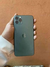 11برو ماكس  مبدل شاشه فيس إيدي واكف/ذاكره256 تك /بطاريه خدمه75 فول نضا...