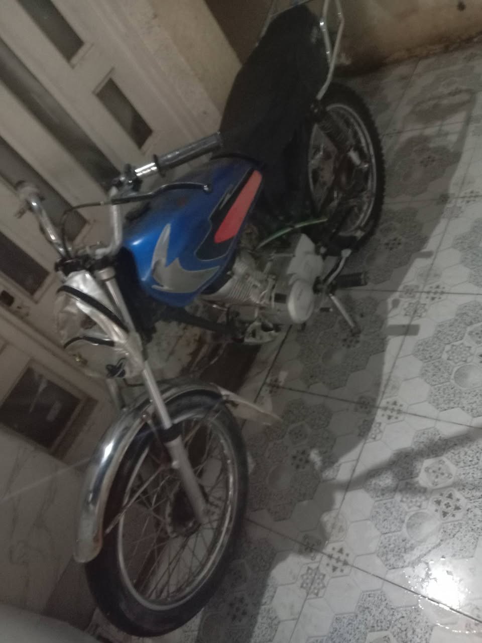 ربع كير البيع كلك كلك مكاني نجف شارع المطار
السعر 225 

الشراي يتصل ***********
