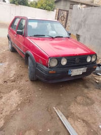 سياره كولف نجف مااندل صاحبه سياره جاهزه عايزه ترتيب بسيط مستمكات موجود...