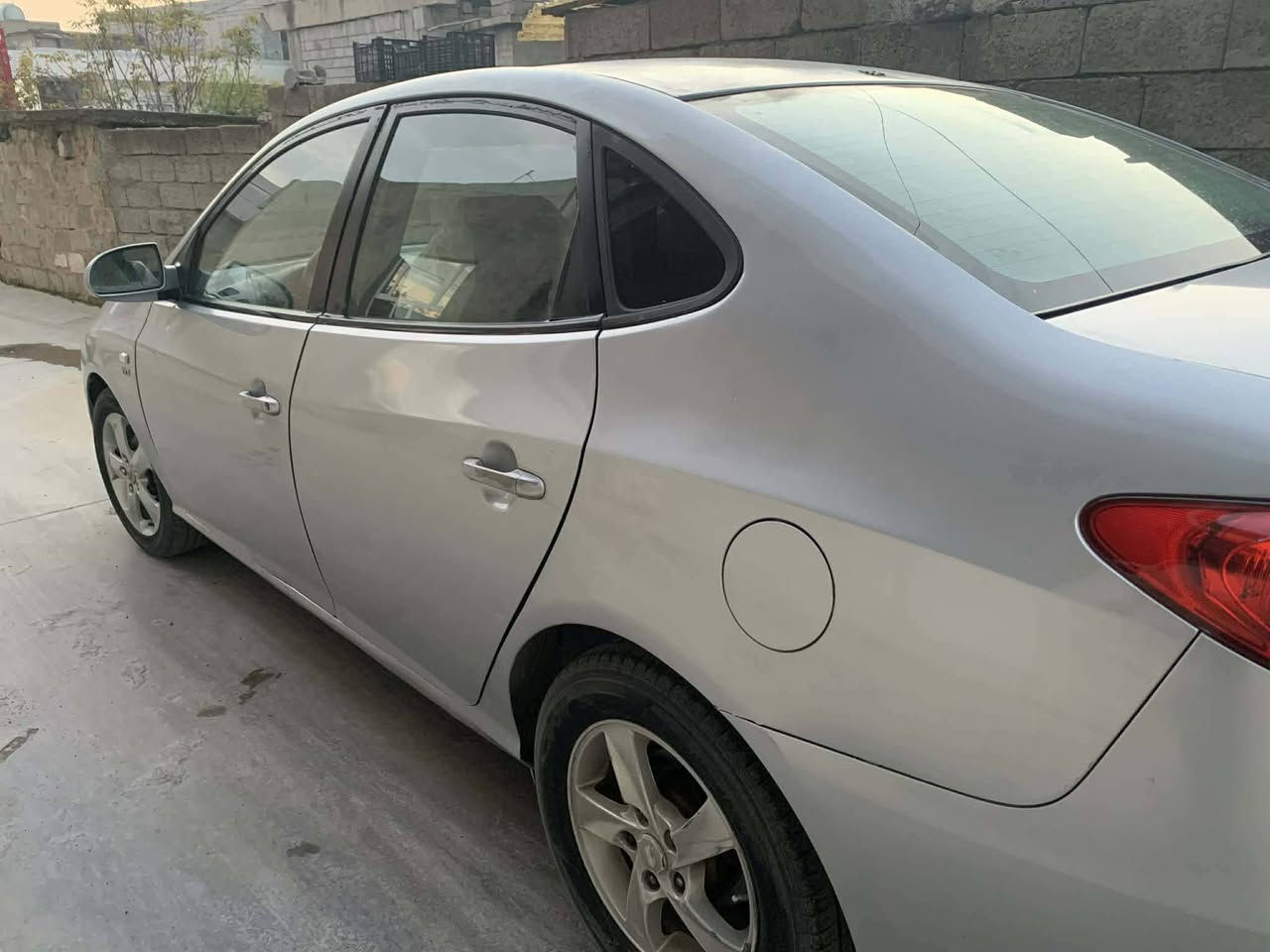 هۆندای ئاڤانتی مۆدیل 2010ماڵێکی جوان چوارتایەی تازە گێڕو مەکینە بەشەرت سەقف بێ بۆیاخ ئیکۆ ناو سندوق کامل و وەکو شوشە لایت ڕەش شوێن سەیدسادق 44و کەمێ معامەلە***********
