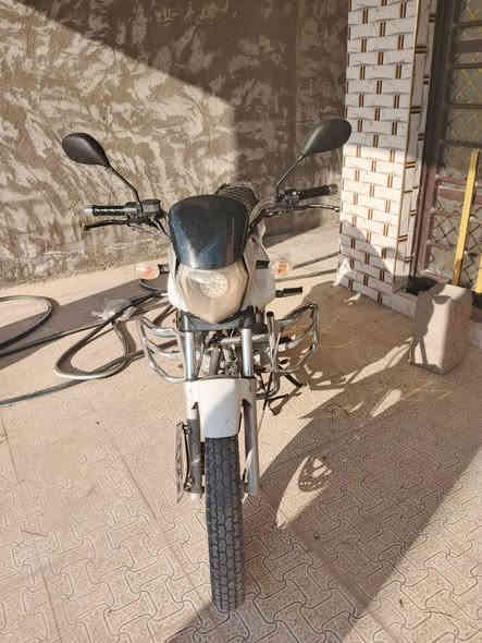 ساو للبيع موديل 2017 ماطور جديد مابي اي نقص السعر 650وبي مجال ***********
