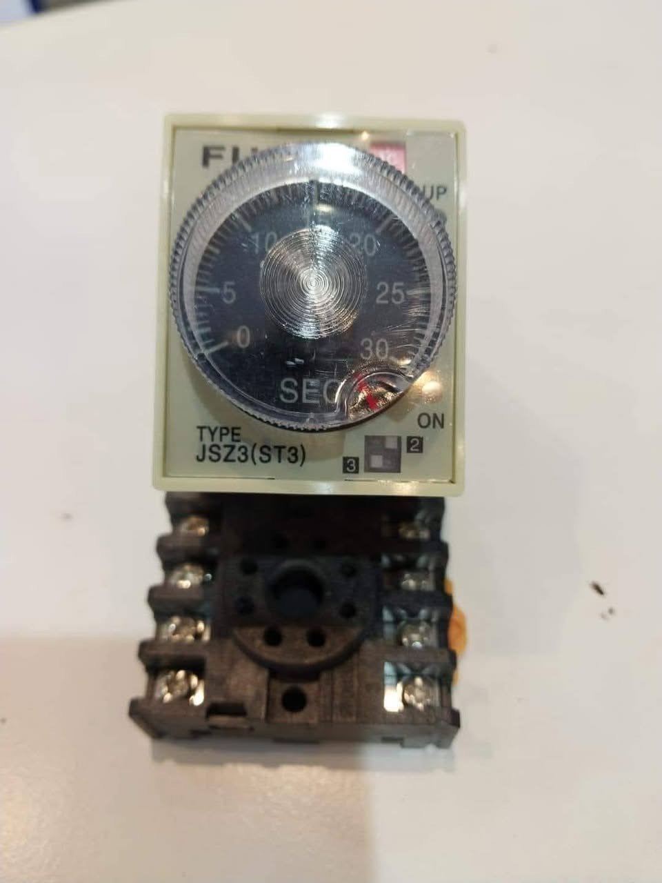 يوجد توصيل لجميع المحافظات 
عكد النصارى 
للتواصل 

***********
