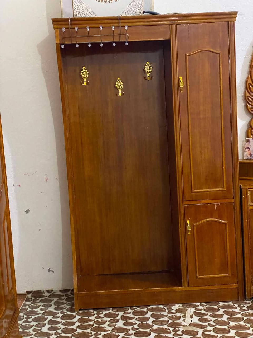 غرفه اخشاب للبيع السعر 650 وبيه مجال ماكاني ميسان حي غدير واتساب +964 774 728 0380
