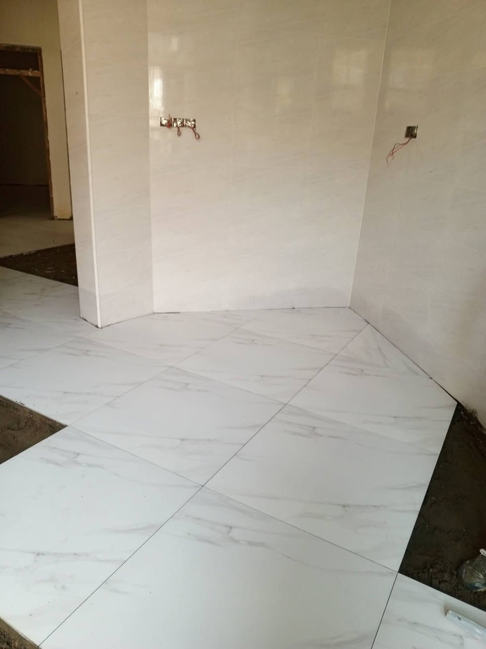 ‏‪***********‬‏
