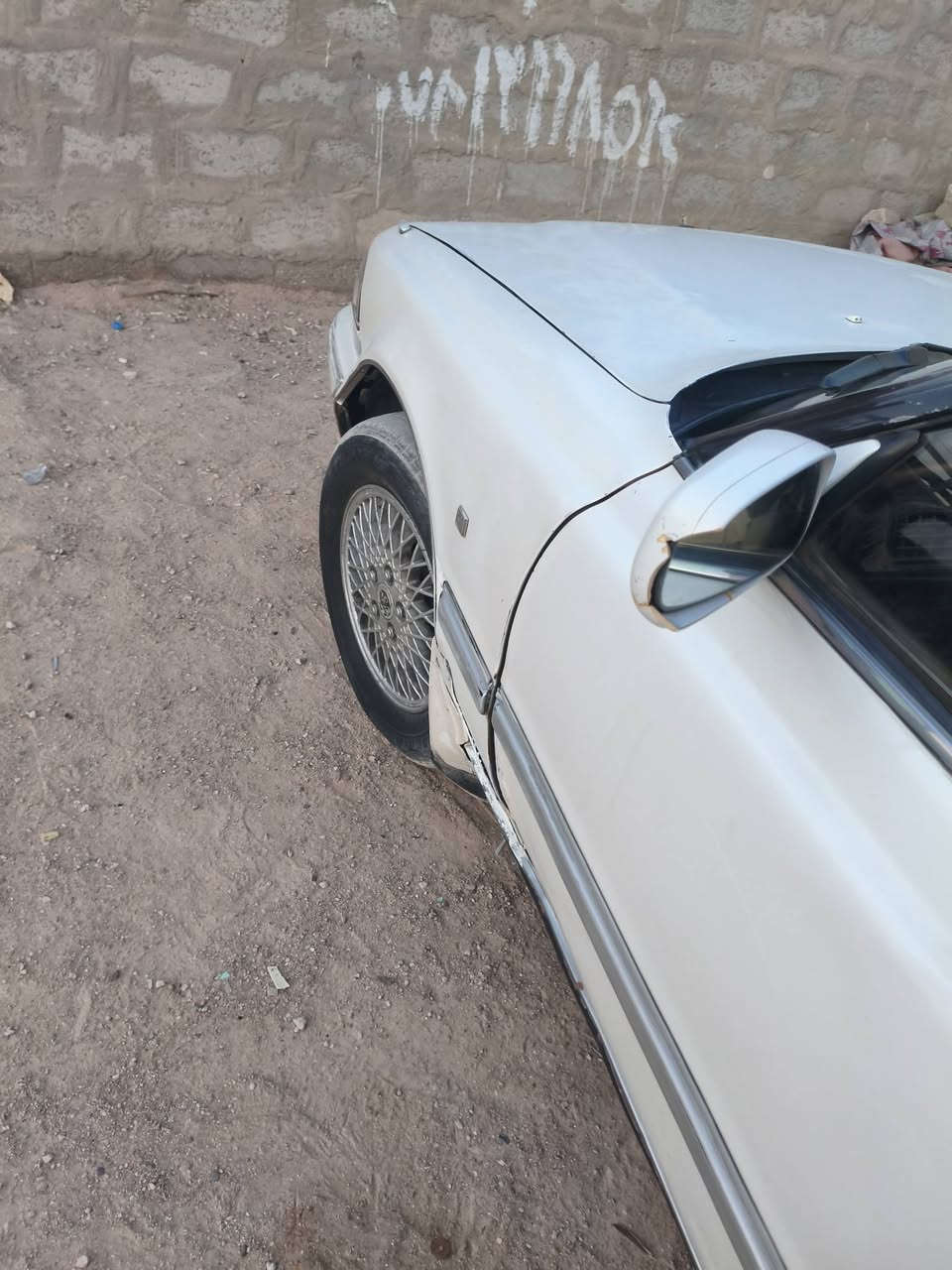 مارك للبيع كصه جنطه موديل 98رقم بغداد كير محرك حلوات حداديه وصط السياره بلاديه بدون صبغ دواخل كدامكم ولكشر كدامكم ههربائيات شغاله تبريد مابيها امداور وشرعيات مكفوله عليه مكان مناذره السعر23وبيها مجال قليل للاتصال ***********واتساب بي
