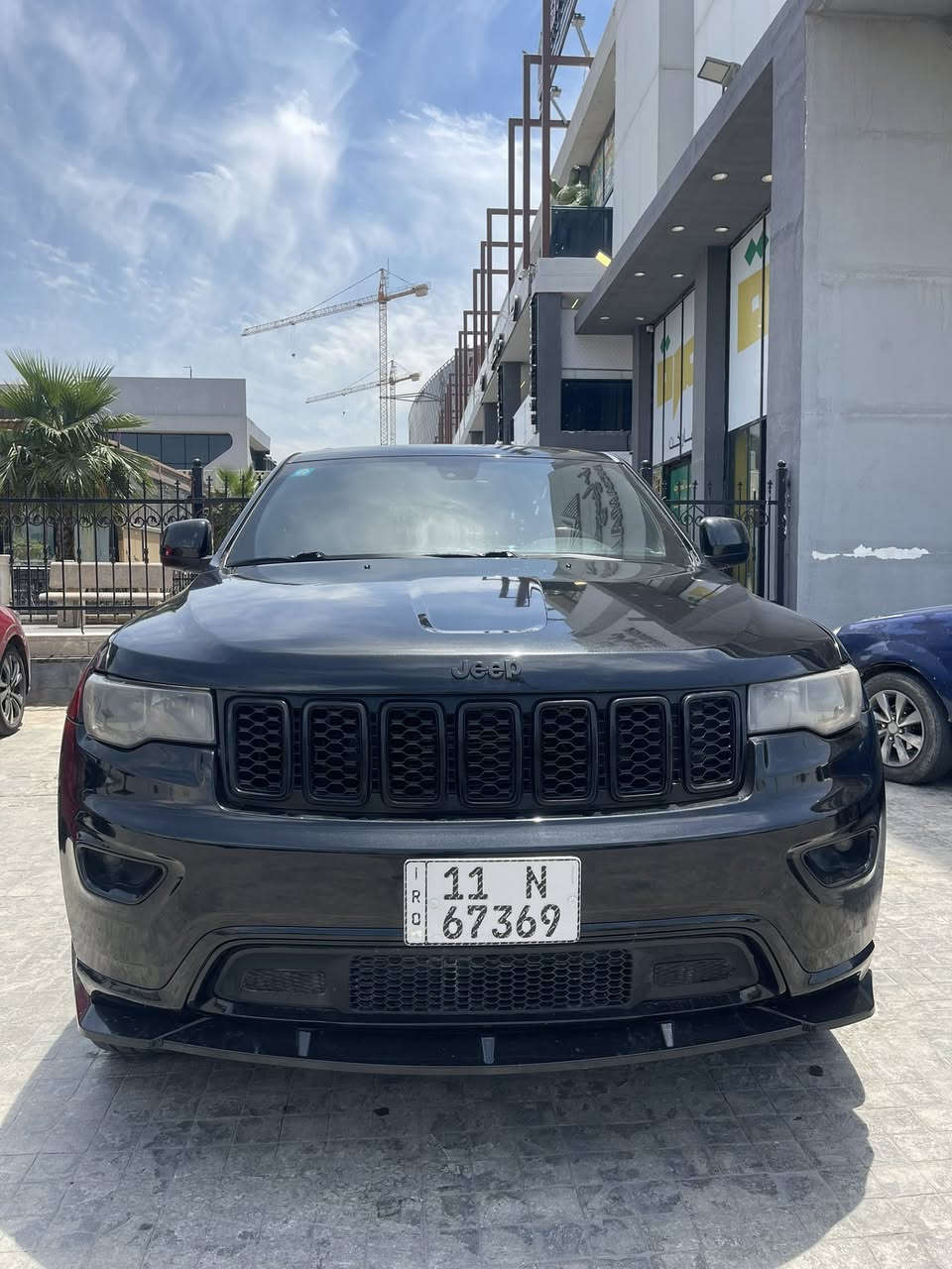 بيع بسعر مناسب جيب بلاك توب 17 فول كامل مواصفات بصمة فتحه رادار تدفئه تبريد ب الكشنات جلد  فول بيها 5 قطع ونص اكثر القطع كلير وموجود صور الحادث ب المنشور رقمها بغداد بسمي الدولي مكاني بغداد الكرخ  ***********
