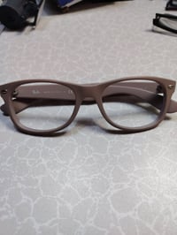 إطار طبي • بدون عدسات • ماركة