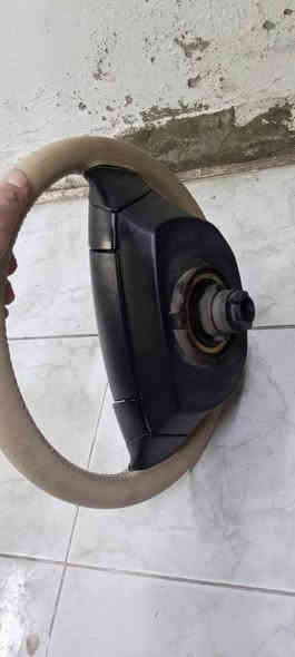 سلام عليكم للبيع دركه الستيرن الانتره مقدس نضافه فول خابر ودلل ***********
