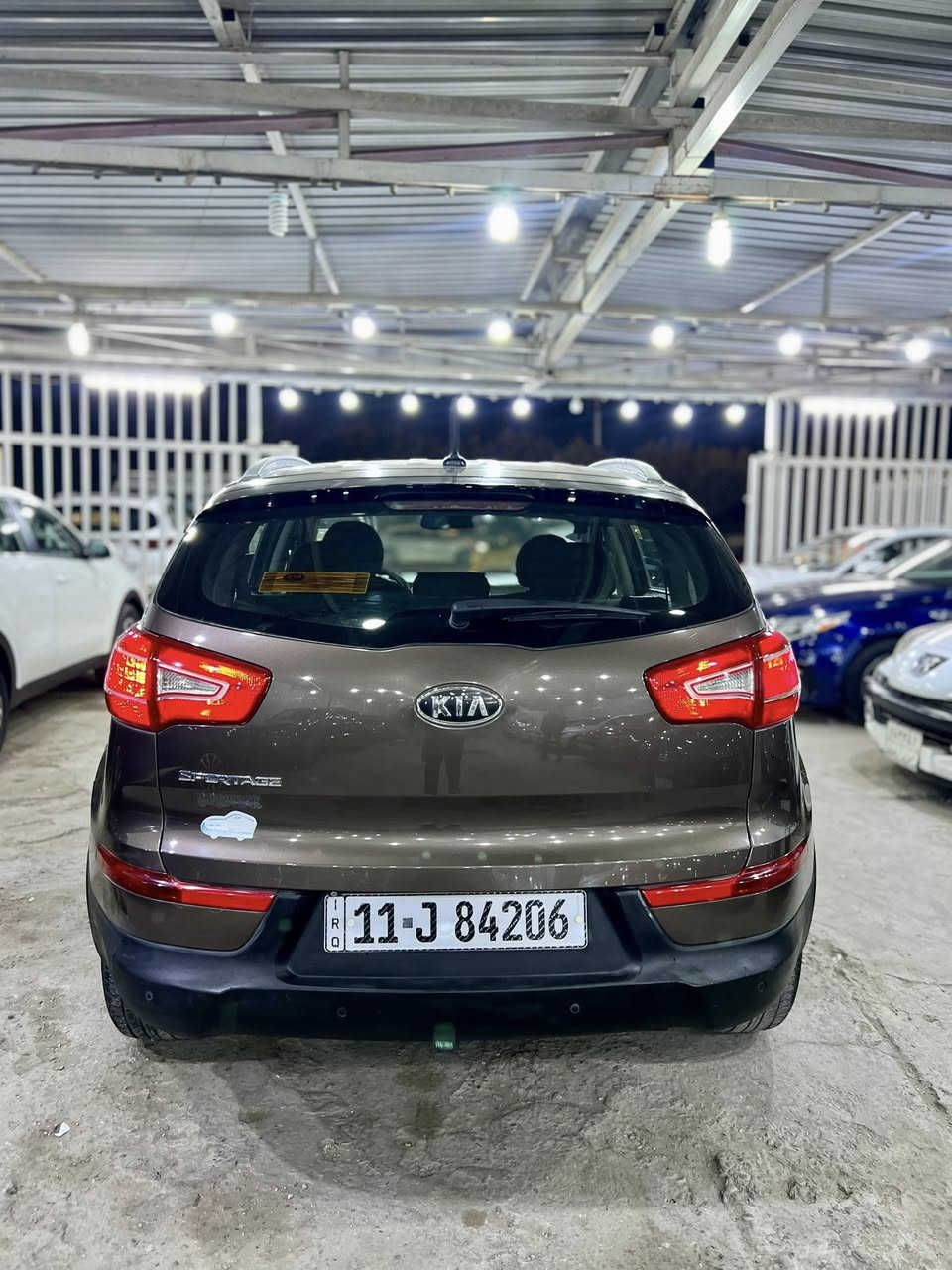 سلام عليكم 
كيا سبورتج 2011 شكل 2015
العسر / 108 وبيه مجال بسيط 
بيه صبغ صفحه 
حلوه سياره رقمه بغداد 
بغداد طوبجي 📍
اني مكلف بالنشر 📍
***********
