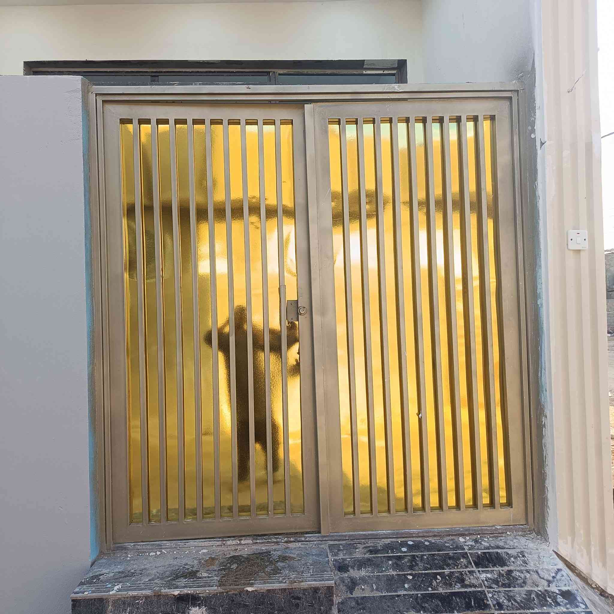 سلام عليكم حداد شبابيك وبواب تجهيز مقاولين واصل لحد بيتك
***********
