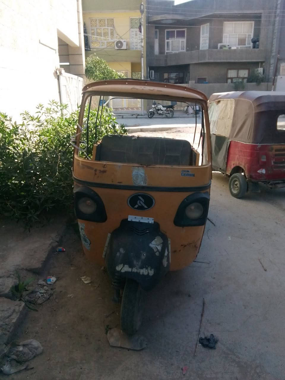 السلام عليكم ورحمه الله وبركاته 
تكتك لبيع كوم حديد مابيهة وراق كفلك حلال وحرام من سرقة من عشائر بيع كوم حديد سعر ٢٠٠ الف 
محرك محور ستوتة


**إذا كنت صاحب هذا الإعلان وتريد حذفه لأي سبب، رجاءا أرسل رسالة إلى الدعم الفني**