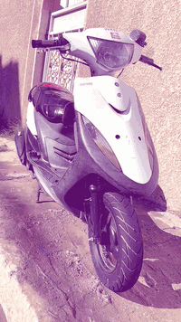 عدله للبيع نضافه كدامكم الدراجه برغي ممفتوح بيها تجي وشوف كدامك  الرقم...