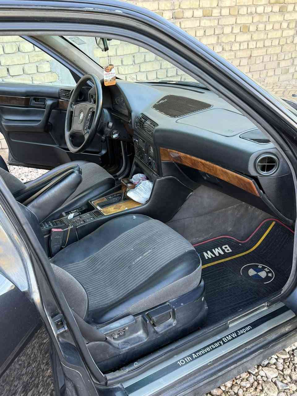 السلام عليكم bm525 مسكر فانوس موديل 1992 رقم كركوك بسمي مشروع وطني سنويه لل29 تحويل اي محافظة مكانه بابل مكينه گير مكفولات حداديه نضيفه كهربائيات بلاديه ولا چطل بيه السيارة بيه ضربه بجه الراكب وكلهن بدلتهن البدنه والبنيد والجاملغ تخم تايرات جدد
الگاردن يرادله تصفير تبريد شغال بس انزرف الراديتر وطار الغاز تدفىه  شغاله المروحه الداخليه يرادله تبديل اطلع صوت بس شغاله بيه منضومة غاز كامله وشغاله وگشره نضيف مثل ما موضح بي كم شخطه فقط تتكحل
اي استفسار هذه رقم تلفوني ***********
رايده ب 75 ورقه
