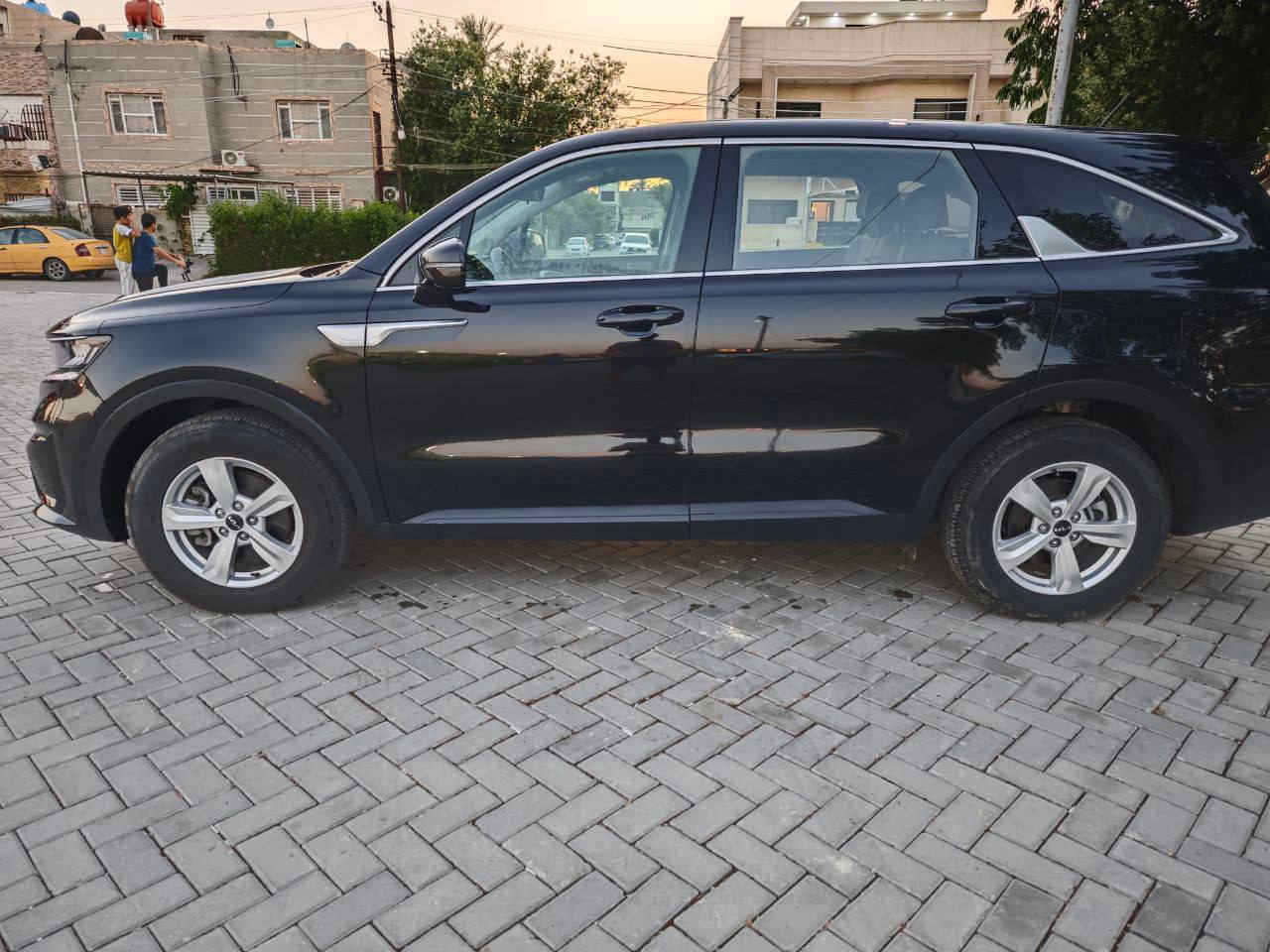 السلام عليكم اخوان / للبيع فقط  السعر245 ورقة للتواصل   ***********

كيا سورنتو 2023 وارد امريكي فئة Lx السعر245 ورقة رقم بغداد هزه وفحص وترقيم جديد شرط التحويل  للمشتري ) ضررها موضح بالصور .

ماشية 13 آلاف كيلو فقط

2500  مكينه  / 7 راكب

رادار امامي خلفي =  مانع تصادم 

قيادة ذاتيه = تحديد مسار 

انضمة قيادة 4

 . eco .

smart

comfort

Sport

مانع انزلاق 

تبريد قطعتين

لد امامي نهاري 

شاشة تدعم كار بلي وابل بلي

كامرا خلفيه  

تحكمات استيرن جهتين يمين ويسار 

لايت زينون عالي ناصي

وباقي المواصفات معروفة

صور الضرر مرفقة مع المنشور 

للتواصل 

***********
