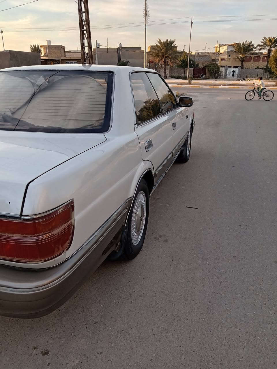 السلام عليكم هارتوب نفخ موديل 91 السياره جديده مكينه وكير وحداديه تخم تاير رقم بغداد انكليزي تحويل ثاني يوم تبريد شغال كهربائيات كله شغال واحله من الصور دواخل جديده المكان واسط السعر 42 الرقم ***********
