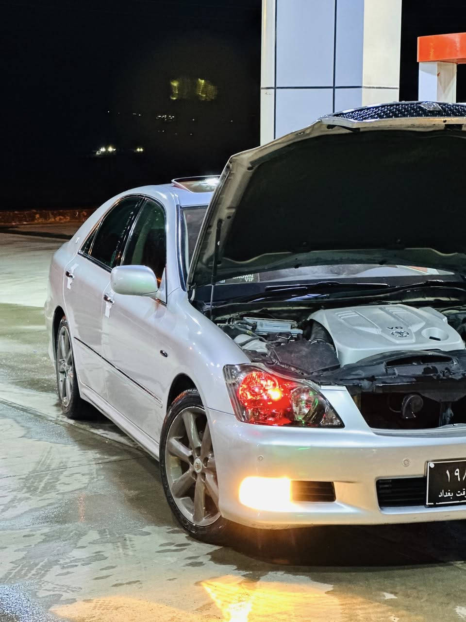 شاهینە موس موس 
گەورە بە بچوک ئاڵتونی بازاڕ بانزین هەر ناخوا
٢٠٠٧ بەسمە ڕەساسی سڵایدە شاشەو کامێرەی دواو پێشی حاسەیە 
تەبریدی سارد و گەرم بەشەرت گێڕ و مەکینەی بەشەرت 
سەیارەکە کامل جایز کراوە  برێکی بەسراوە 
بەس شوێن مەسەکانی بۆیاخە سۆنەرەکەیم داناوە 
سعری ٧٠ گەڵا و مەجالێکی برایانە
سلێمانی
0776 686 37 07
