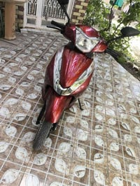 شحن • ثلاث نمرات • بطاريات ٥