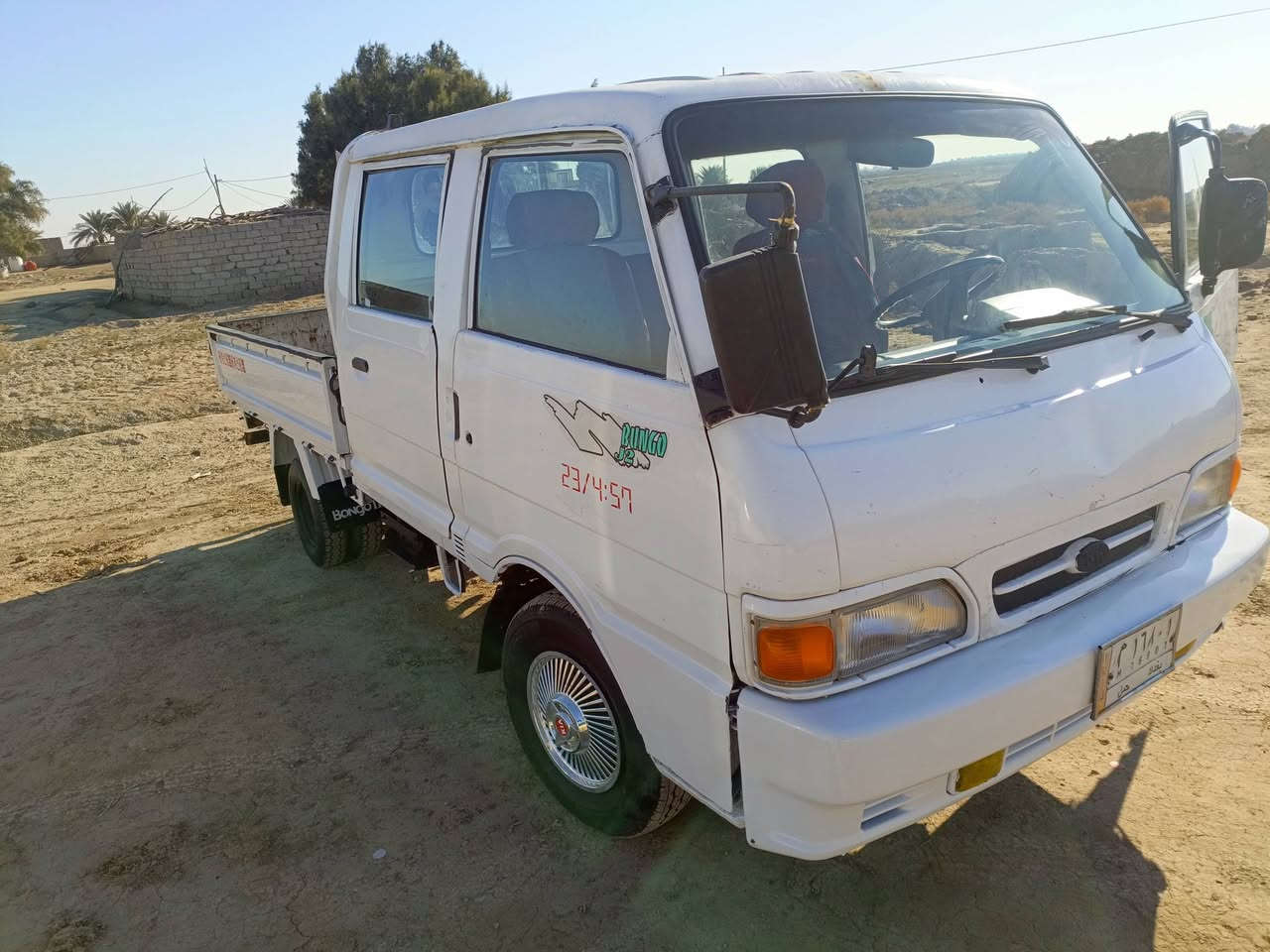 سلام عليكم سياره بنكو للبيع موديل 97سنويه لل27 تحويل مباشر سياره كفاله السعر 53وبيه مجال قليل الشراب باقي التفاصيل للاتصال ***********
