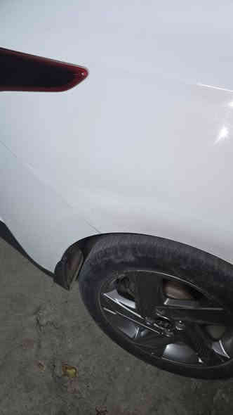 سلام عليكم هونداي اكسنت موديل ٢٠٢٣ بغداد رقم جديد سياره فول مواصفات مكينه ١٦٠٠  فتحه تحكمات شاشه ابل كار بلي حساس اطارات مانع انزلاق تبريد قطعتين  حاكيه بلوتوث مري شفط داخل لونين شباك نيكل سونار موجود وصارت بيها طخه خفيفه وره سونار تتعدل بارد مابيها شي كير ومحرك مكفولات مكاني بغداد سعر ١٤٢ وبيها مجال هاتف ***********
