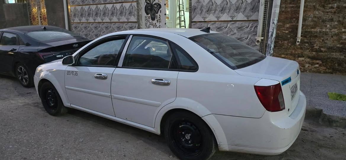 السلام عليكم .. اوبترا 2011 خليجي رقم انكليزي هزه وسنويه جديده لل31 بأسمي منضومه تبريد جديده ثلج وشاشه تاب مع كامره كير ومكينه بحاله جيده مكفولات الكشر كدامك نضيف تبديل بنيد وشبر من الدوسه تعمير تخم تاير جديد ..سياره نضيفه ومتعوب عليها مكاني العماره المركز  السعر 77 ورقه (رجاءاً اخوان تريد تعامل لو ع الرقم بيه واتس لو ع الماسنجر او تتصل لا تعامل بالتعليقات وتكسر بسعرها) الرقم ***********
