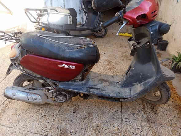 السلام عليكم اخواتي درجه بزون حديث مكينه شرط صوتها ناعم وشرط صوت اكسن مابي شاصي شرط ماملحوم تايرات جدد غرضها كلها اصلي وضع شركة دبل سويج. مال شركة بس الدرجه تخربط السعر 150بي مجال قليل شراي اتصل ***********
