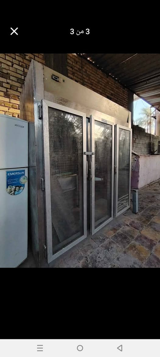 سلام عليكم براد تركي اصلي ثلاث ابواب مكانه بصره لسعر 350 للستفسار ***********
