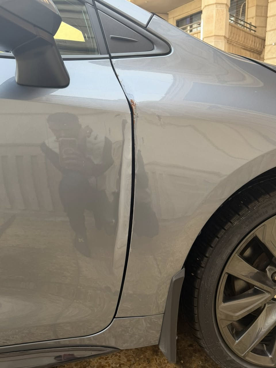 السلام عليكم 🫡
كورلا موديل 2024 
بانزين فقط وأرد امريكا 
مواصفات السيارت (se) فول للاخير 
& بصمه
&فتحه 
$رادارات مامي +خلفي +جانبي 
& كشنات الأمامي تدفئة + تبريد 
& تشغيل ع بعد 
& شحن 📱 واير لايس
& هند بريك بصمه 
&ضرر السياره بنيد فقط يعني بس بنيد مصبوغ 
&رقم الشاصي راح انزله مع بقية الصور 
&رقم السياره / اربيل / باسمي / تحويل ثاني يوم 
بيع فقط بدون مراوس 
& مكان السياره / بغداد/ العامريه 
&رقم الهاتف / *********** 
&ال سعر 158 بيها مجال كلش بسيط
